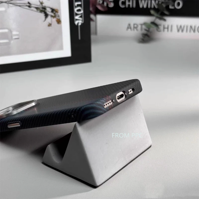 Carbon Fiber Magnetic Phone Ca - огляд і ціна Phone Cases Dior